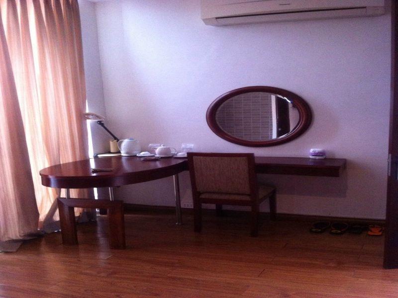 Long Anh Hotel Дананг Экстерьер фото