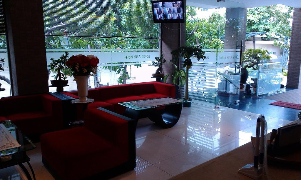 Long Anh Hotel Дананг Экстерьер фото